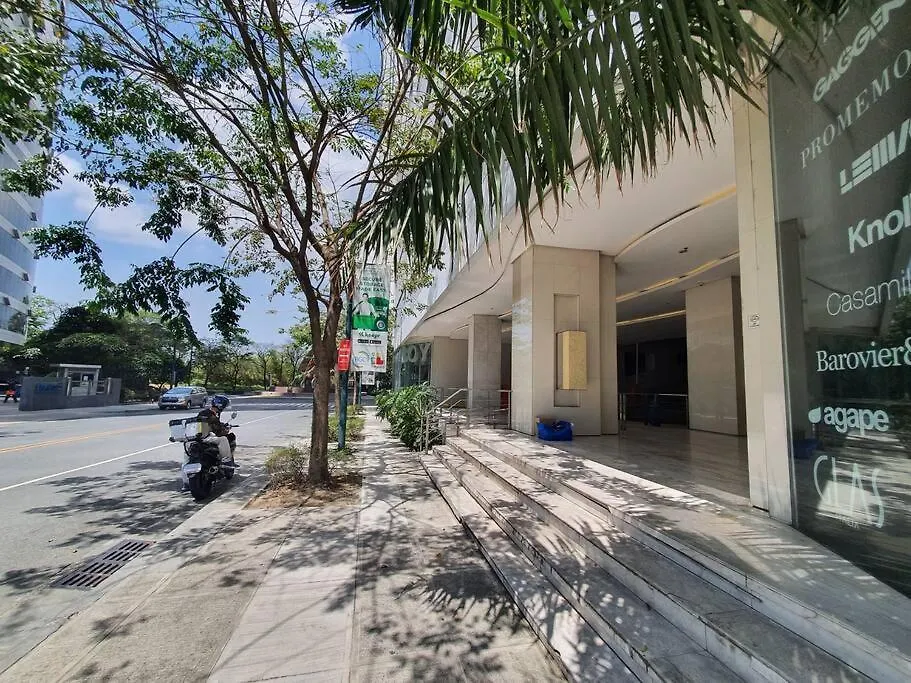 Bgc Taguig Cozy 2 Bedroom Loft, With Stunning Bgc Skyline View! Manila Philippines