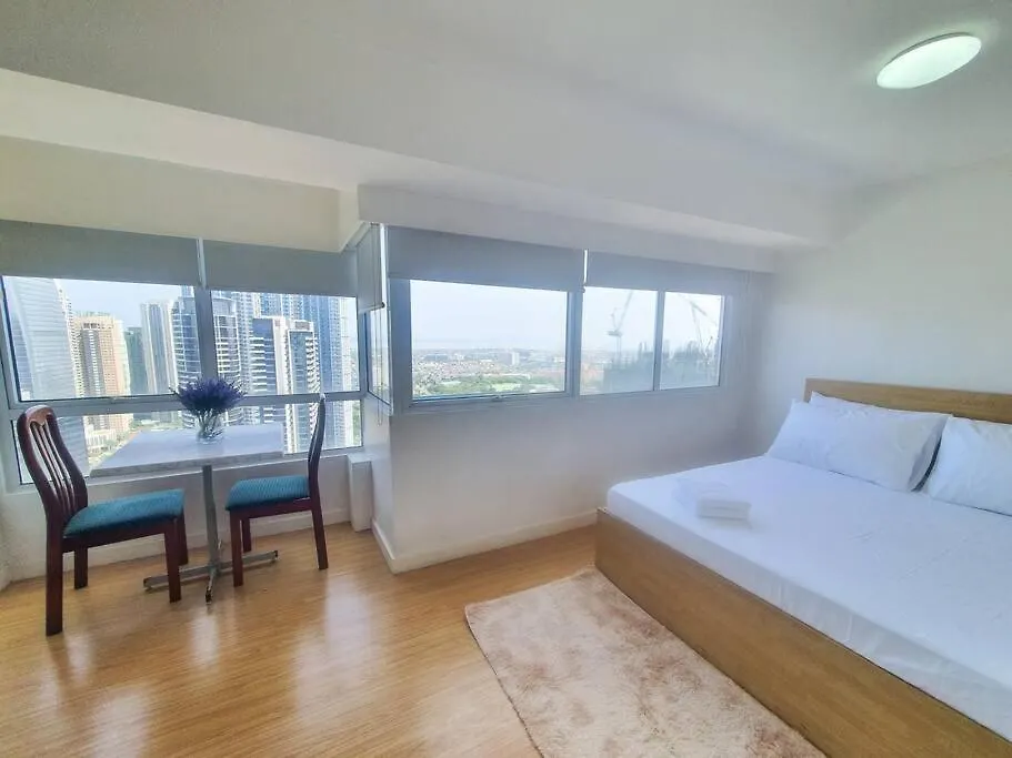 Bgc Taguig Cozy 2 Bedroom Loft, With Stunning Bgc Skyline View! Manila 0*,